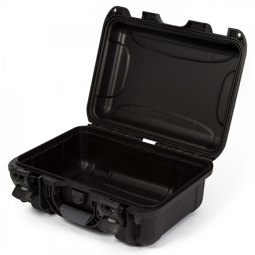 Nanuk 915